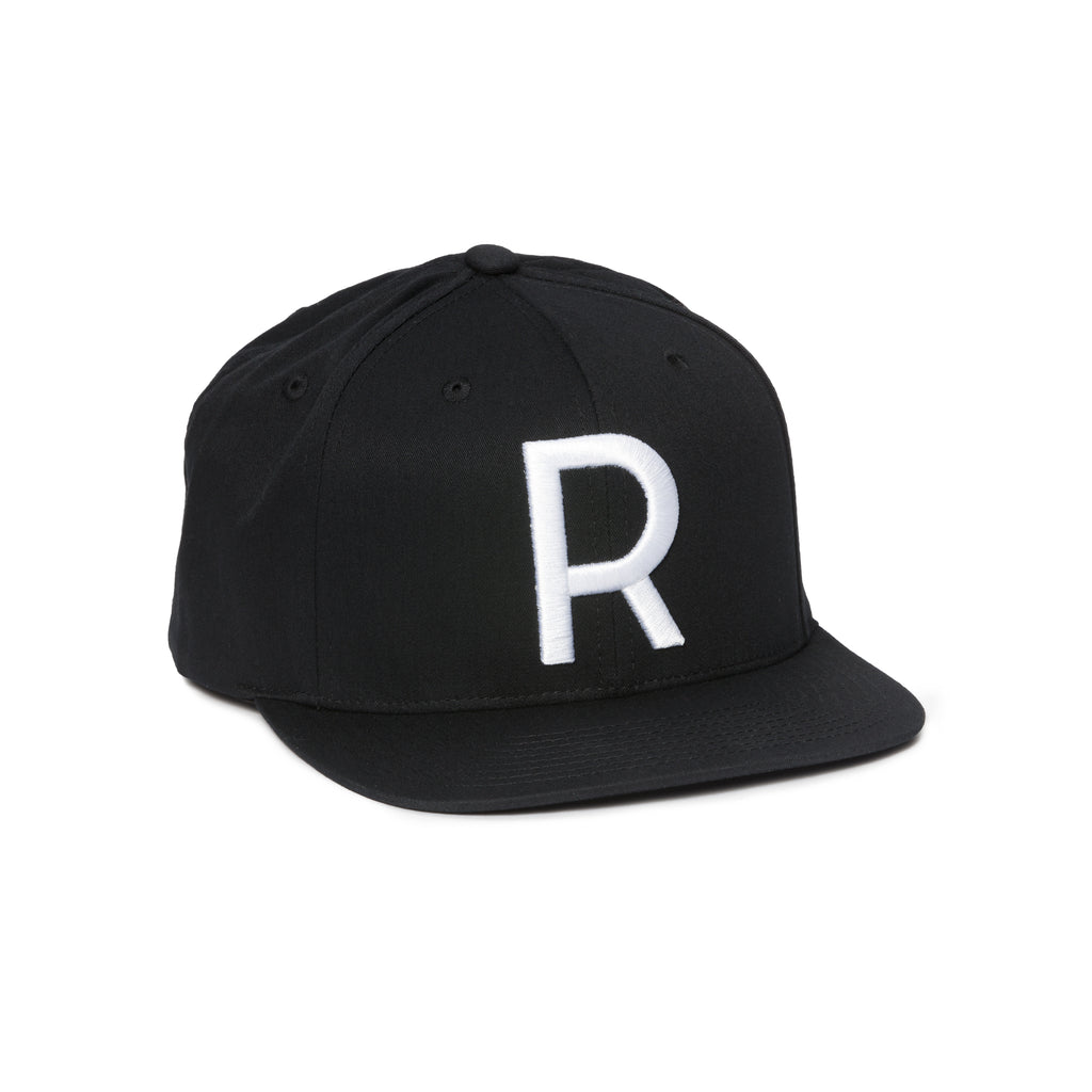 R RadCap - Black